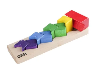 Piramidă Zig-Zag din lemn