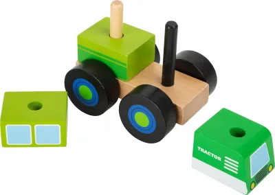 Tractor din blocuri de lemn