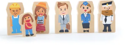 Avion din lemn cu figurine