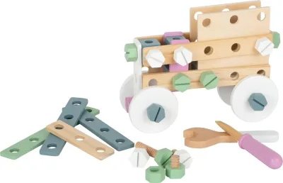 Set de construit cu piese si scule Nordic