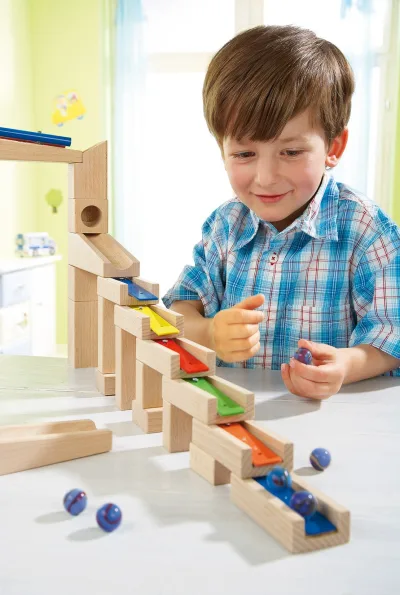 Blocuri de constructie cu bile HABA